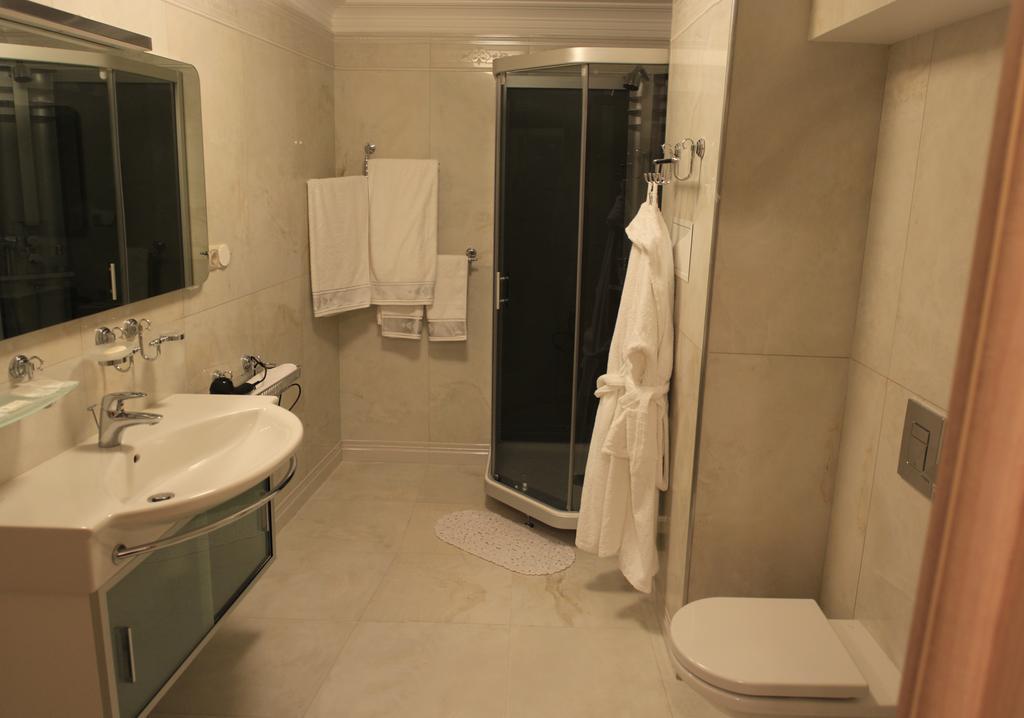 Hotel Cooperator キエフ エクステリア 写真